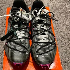 Offwhite Vapor Street